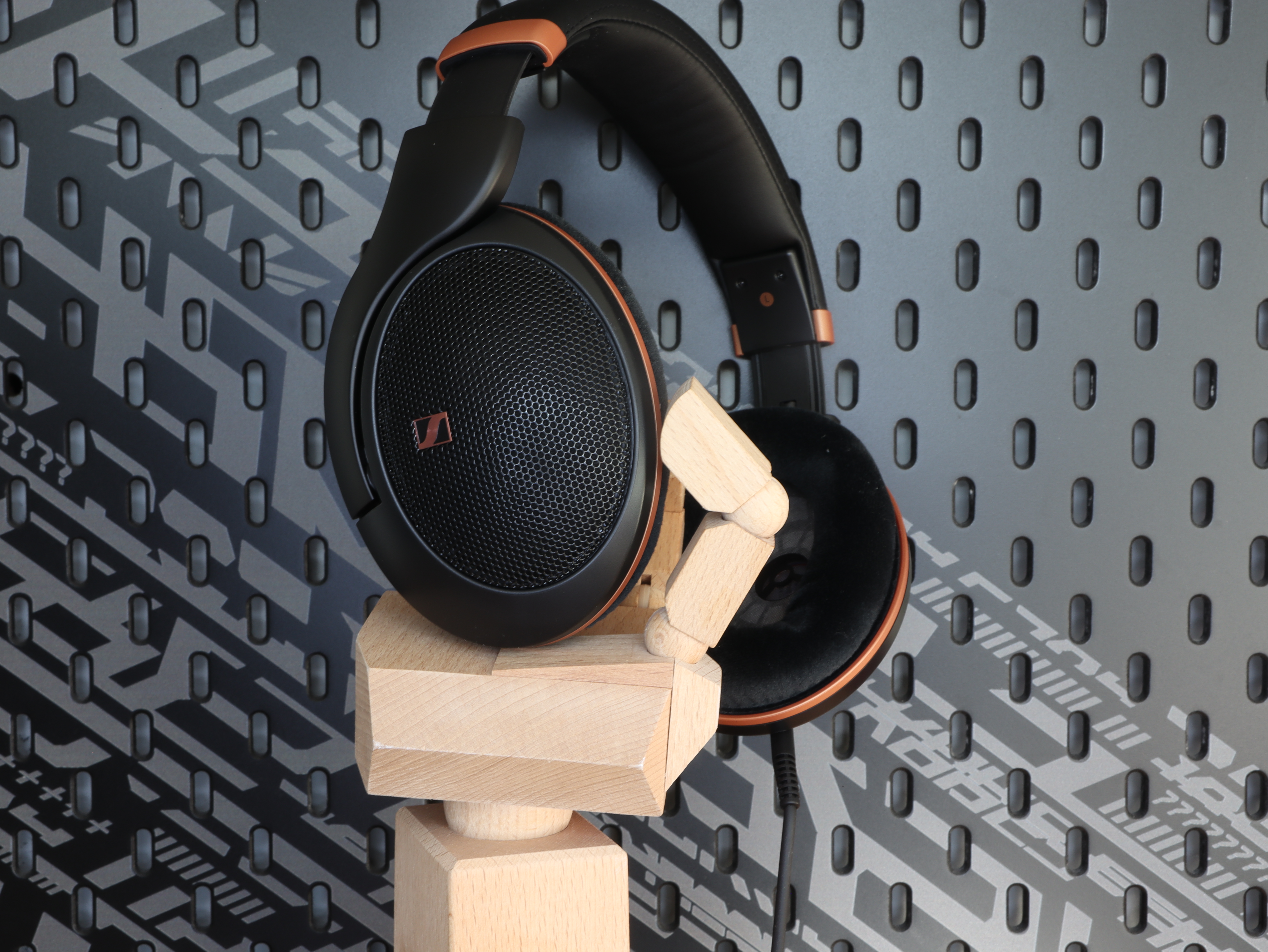 Musik headset gaming film transducer headphones Sennheiser HD 505 Copper around ear over ear optimeret.JPG